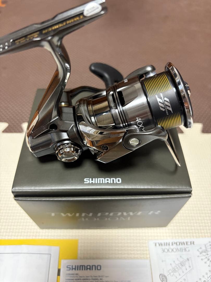 シマノ　24ツインパワー4000Ｍ