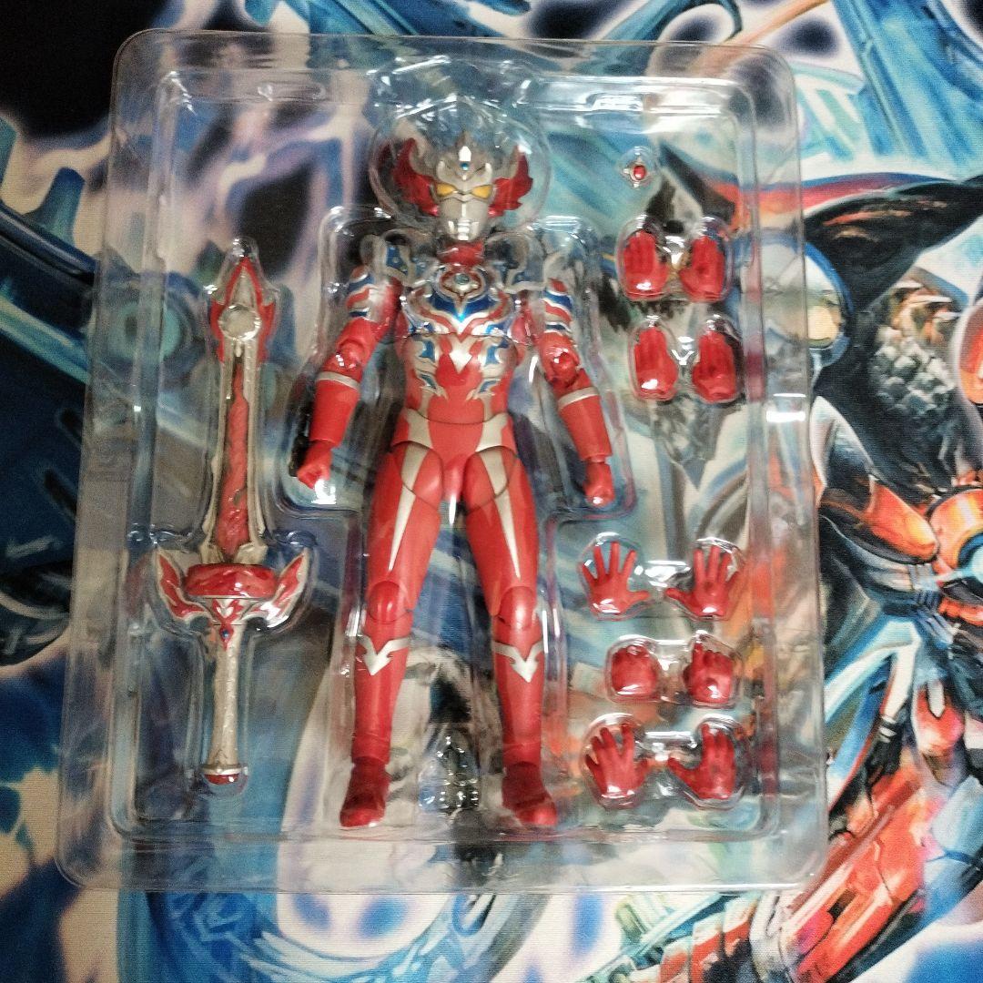 【状態悪】SHFiguartsウルトラマンタイガ トライストリウム
