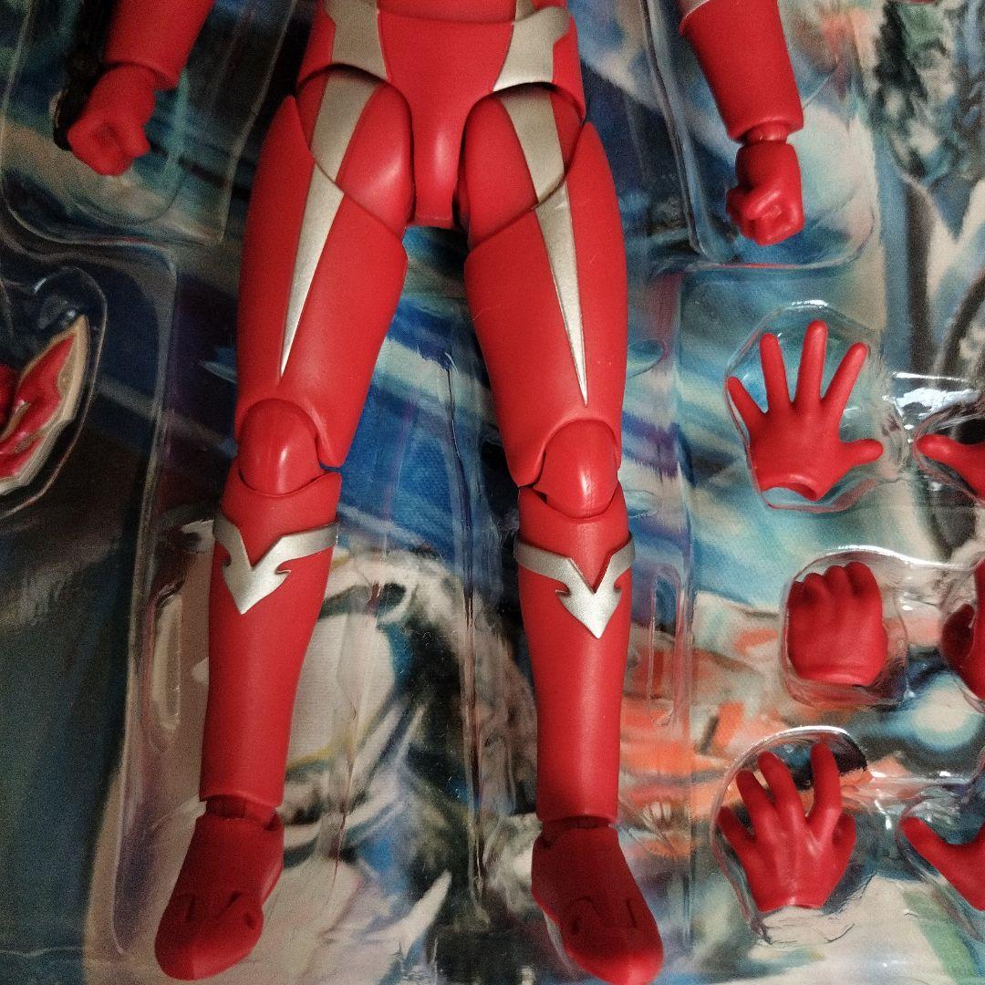 【状態悪】SHFiguartsウルトラマンタイガ トライストリウム