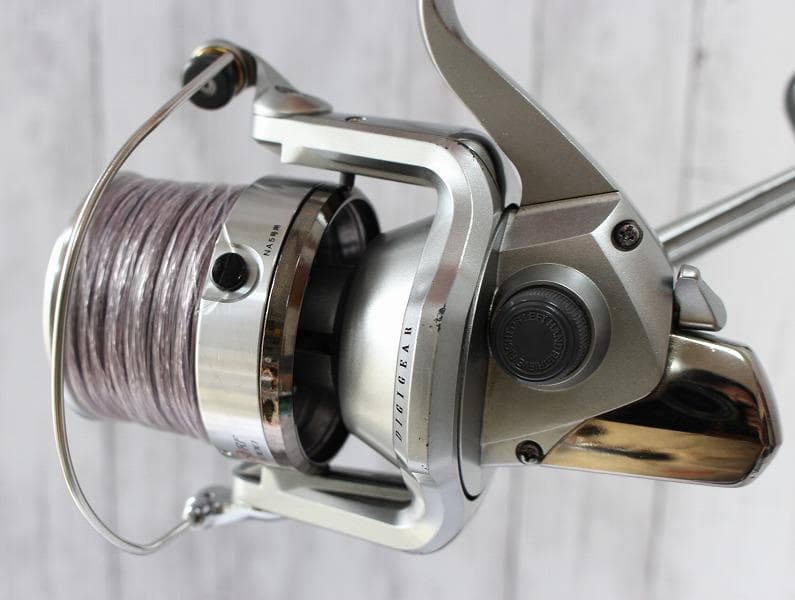 ダイワ パワーサーフ 4000 QD スピニングリール