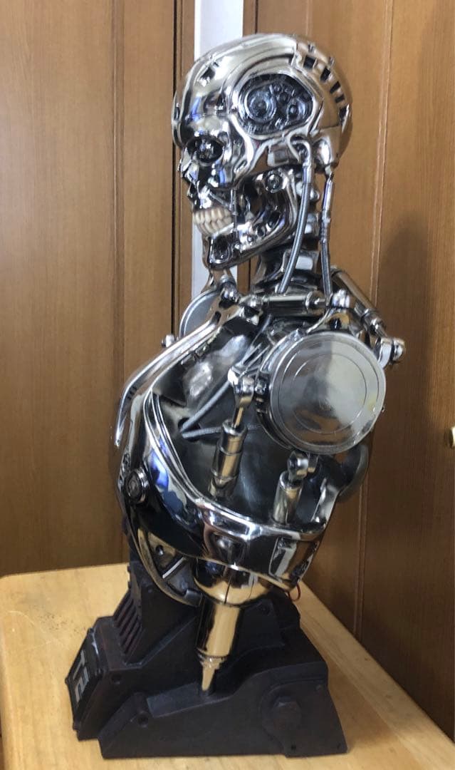 ターミネーター T-800 エンドスケルトン フィギュア バスト1/1