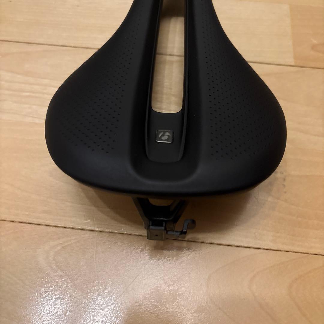 タ*コ様 Bontrager カーボンサドル verse pro 145mm