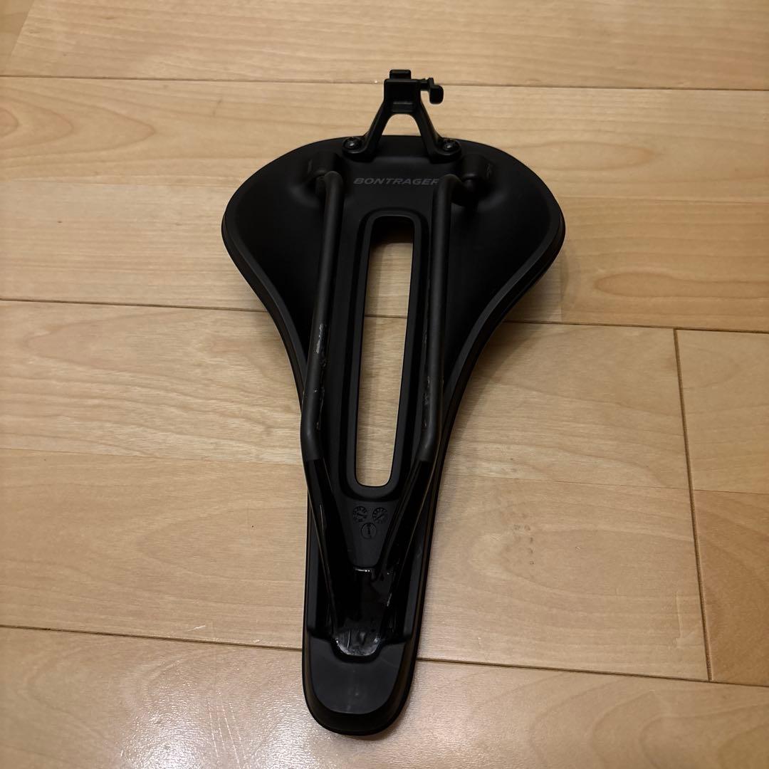 タ*コ様 Bontrager カーボンサドル verse pro 145mm