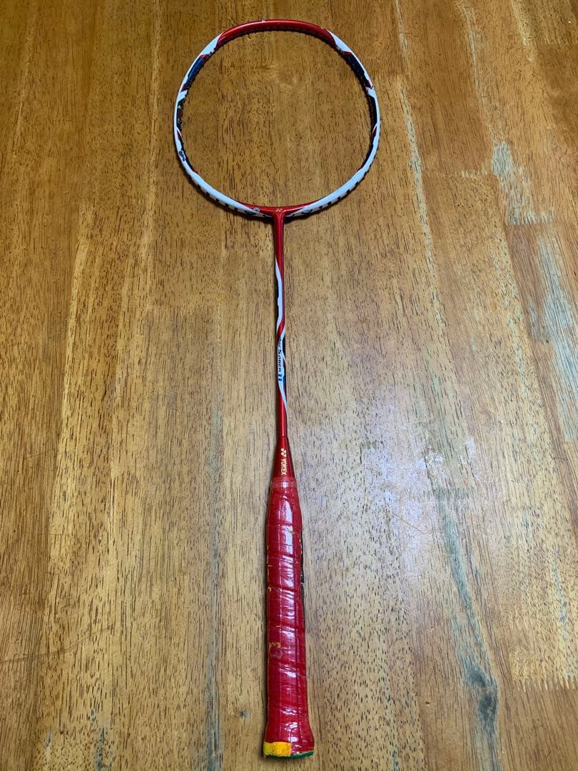 アークセイバー11 ジャンク　YONEX バドミントンラケット