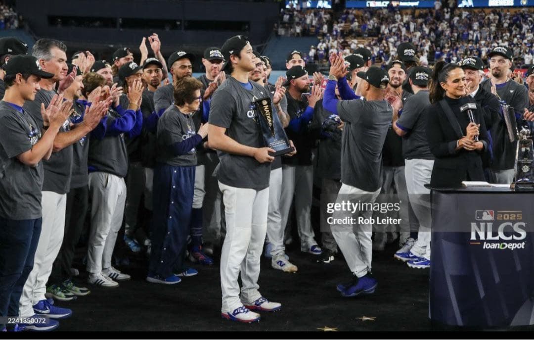 入手困難！大谷翔平2025NLCS優勝＆MVP受賞＆祝賀会着用モデルCAP限定品