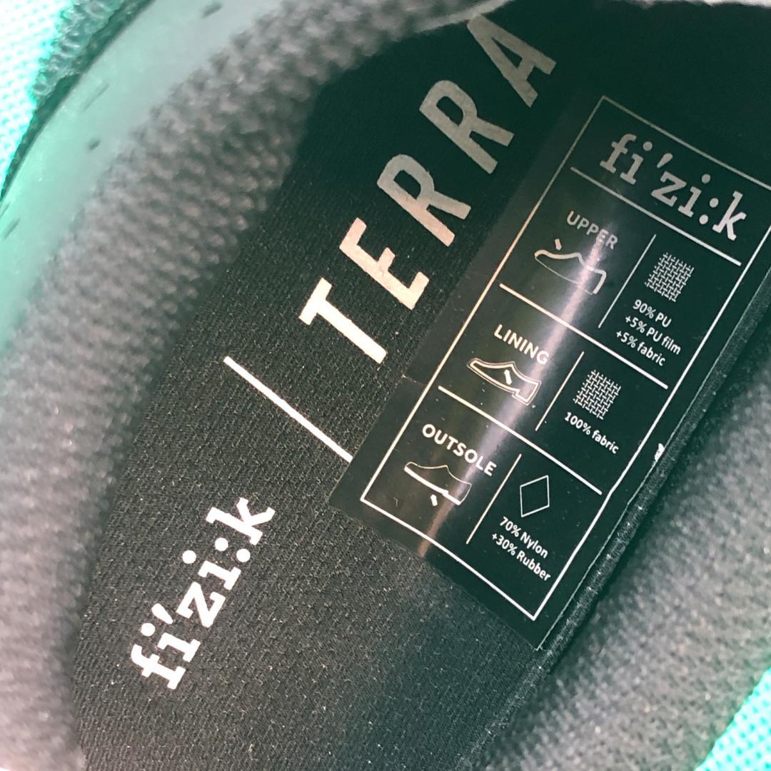 fi'zi:k　TERRA POWERSTRAP X4　サイクリングシューズ