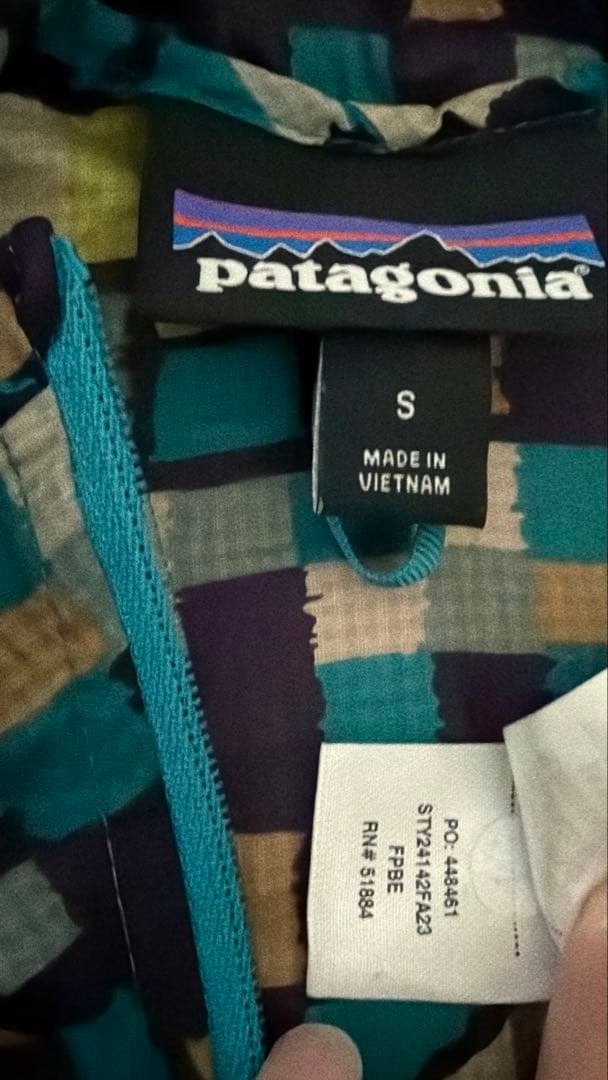 patagonia 幾何学模様 ウィンドブレーカー S