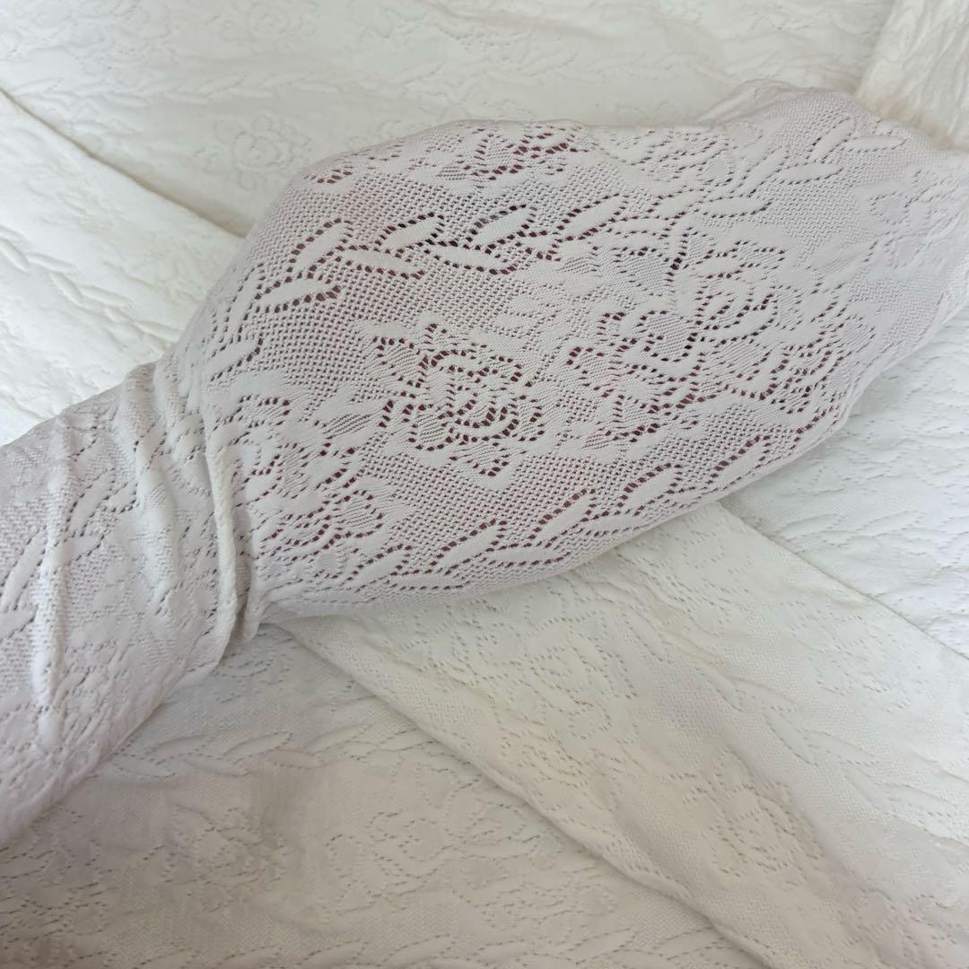【美品】 チャコット　ノーソーイング　トップス　ホワイト