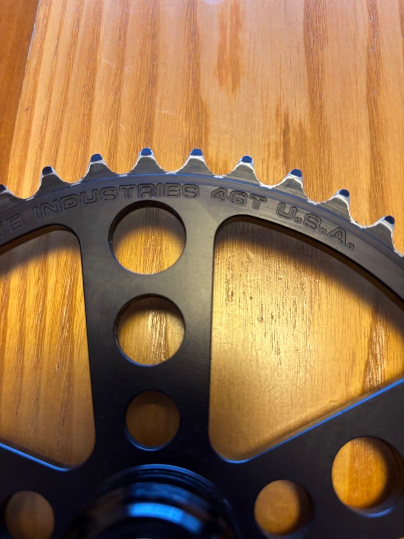white industries ENO crank 165㎜　ブラック
