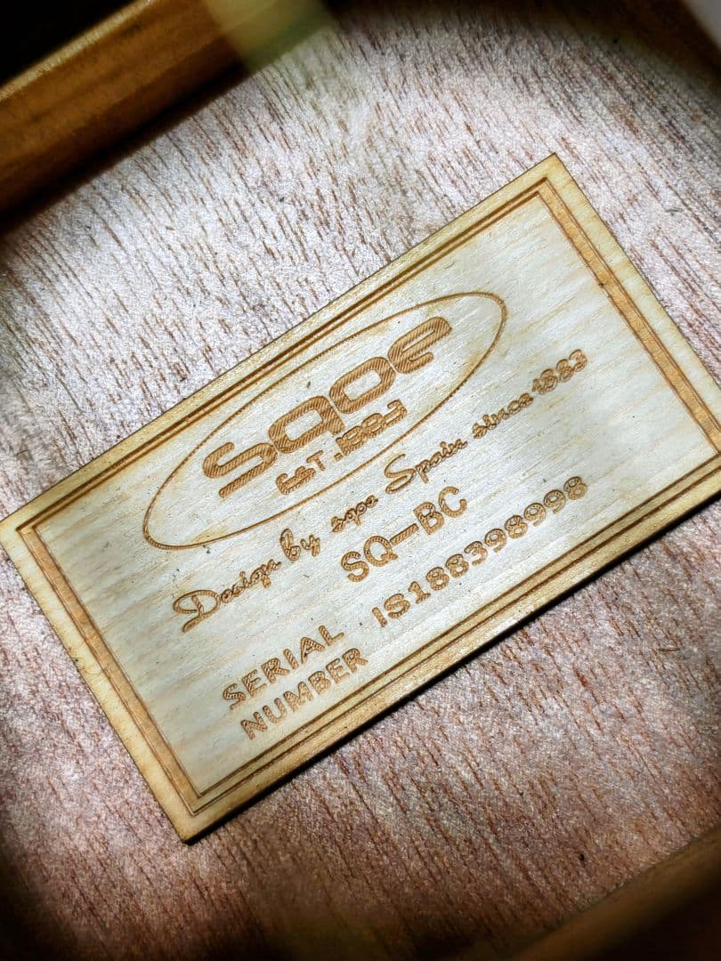 SQOE SQ-BC珍品アコースティックギター/ハードケース