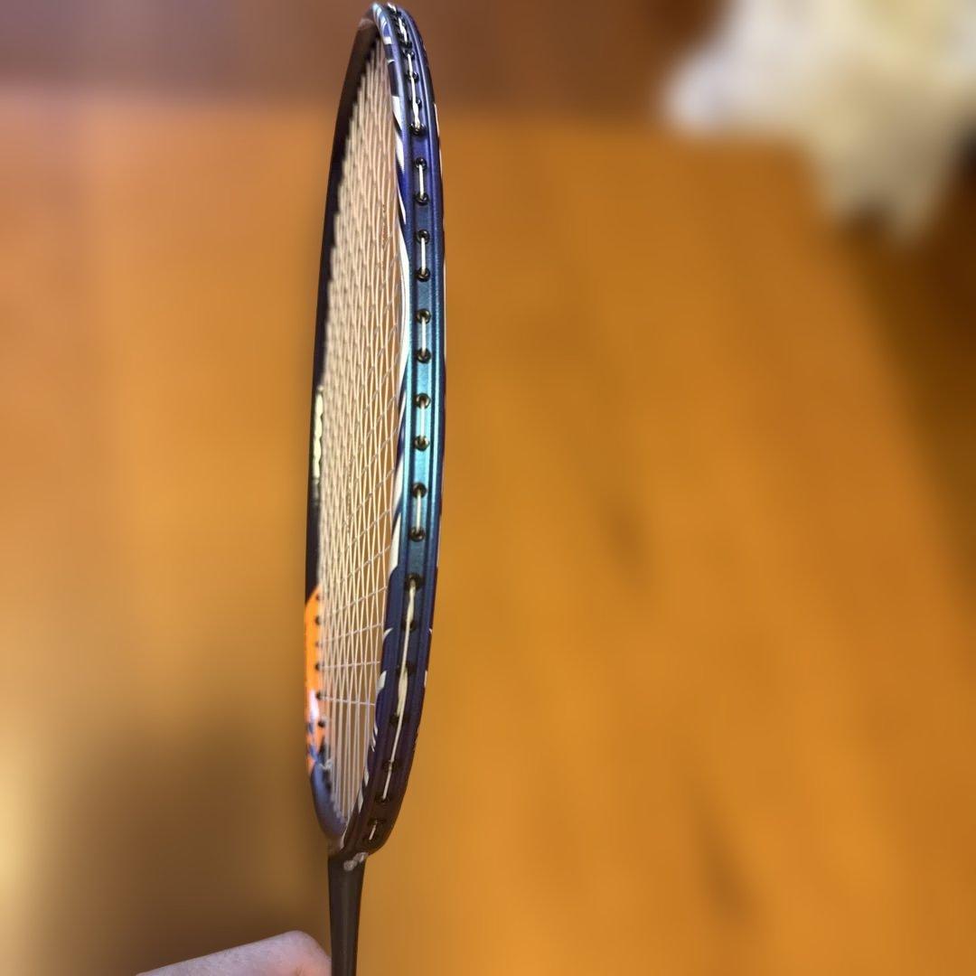 YONEX ASTROX 100 ZZ バドミントンラケット　4uG5