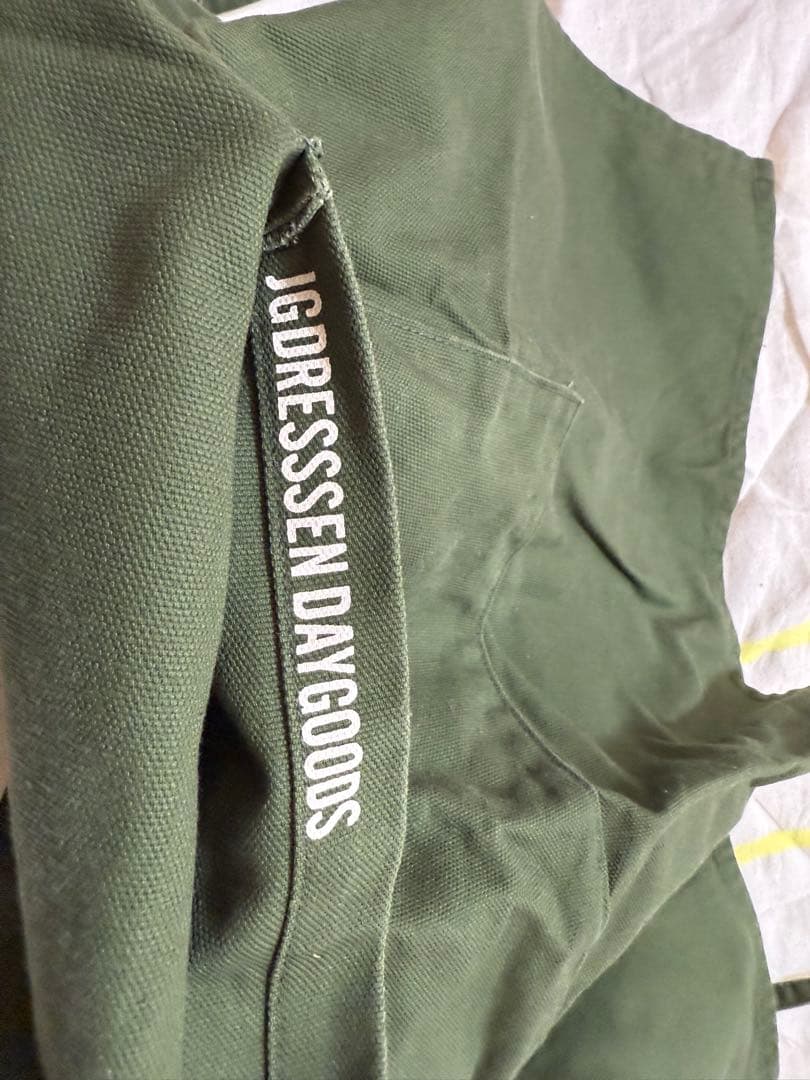 【週末限定価格】DRESSSEN ドレスセン　エプロン　モスグリーン