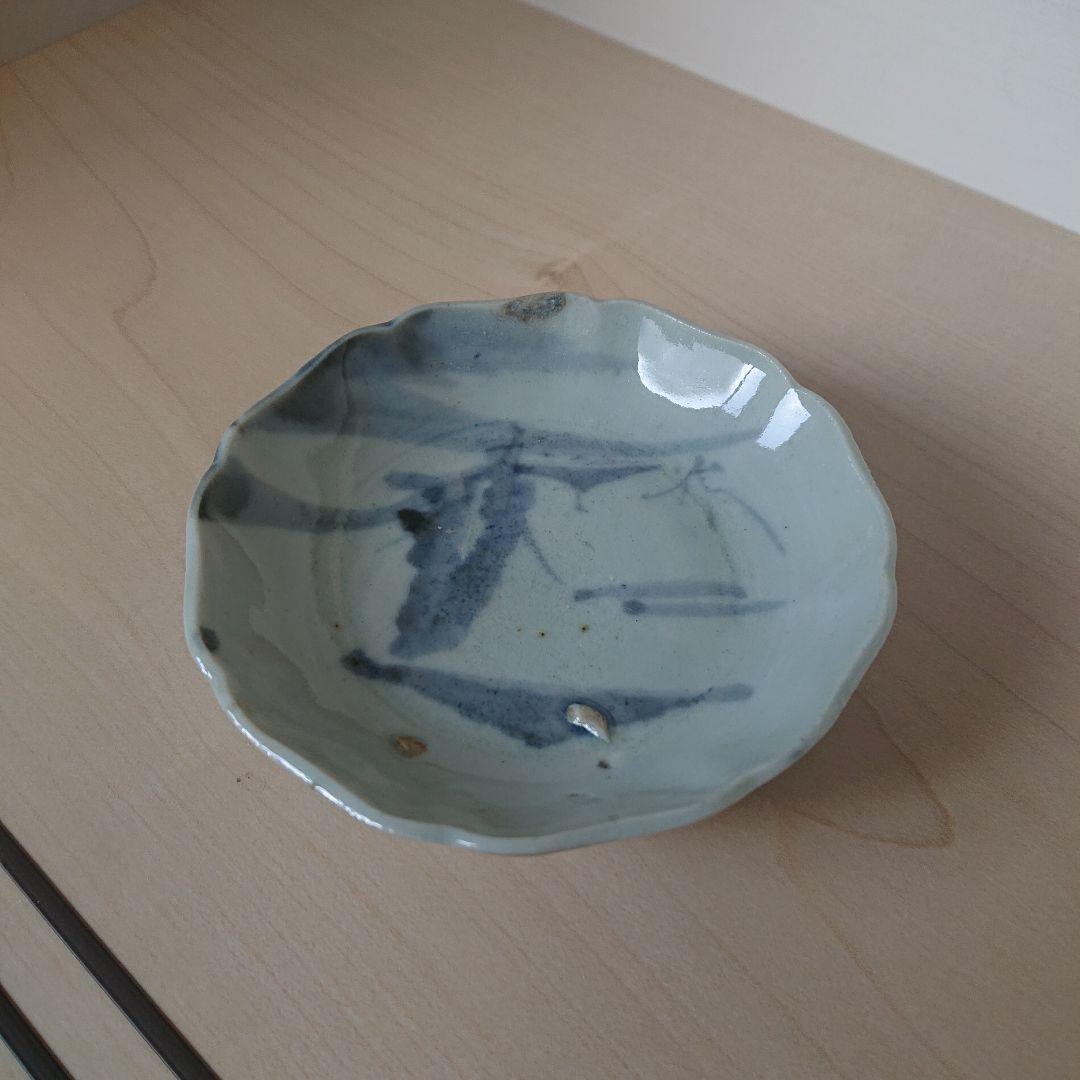 切込焼　輪花皿　染付山水図