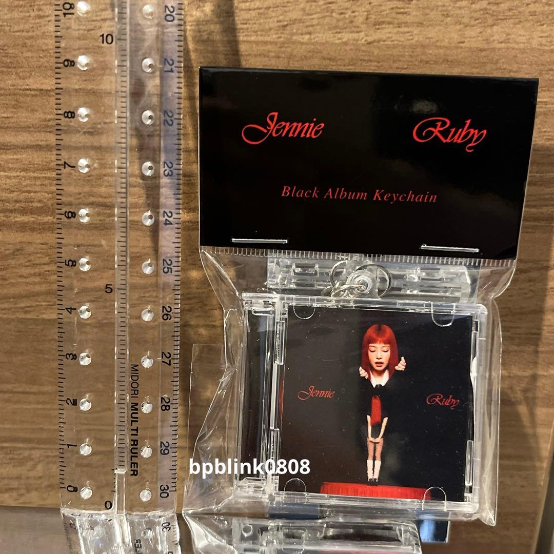 公式　JENNIE Ruby Black Album Keychain ジェニー