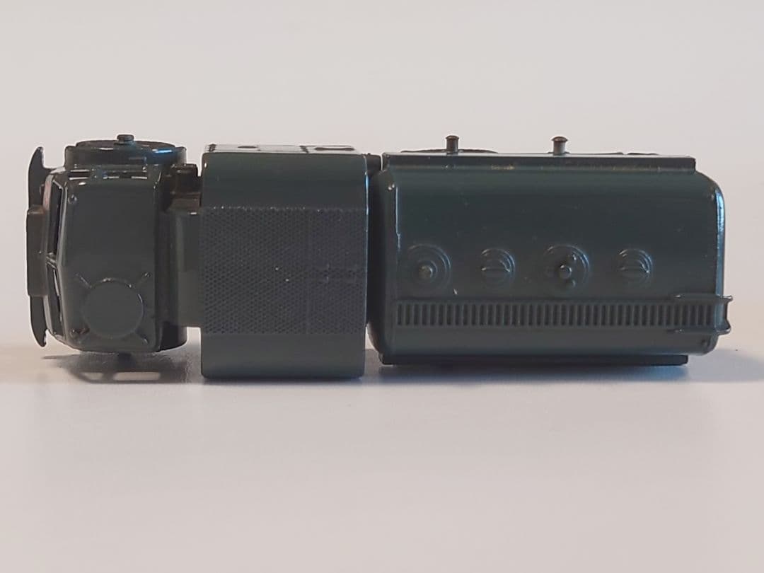 ミニカー DINKY PRESSURE REFUELLER RENAULT