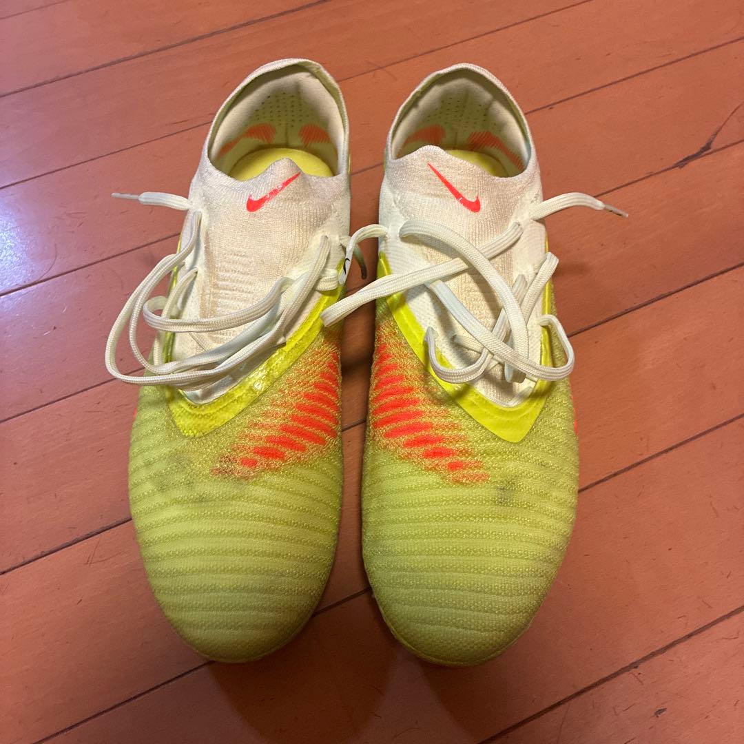 Nike Phantom スパイク