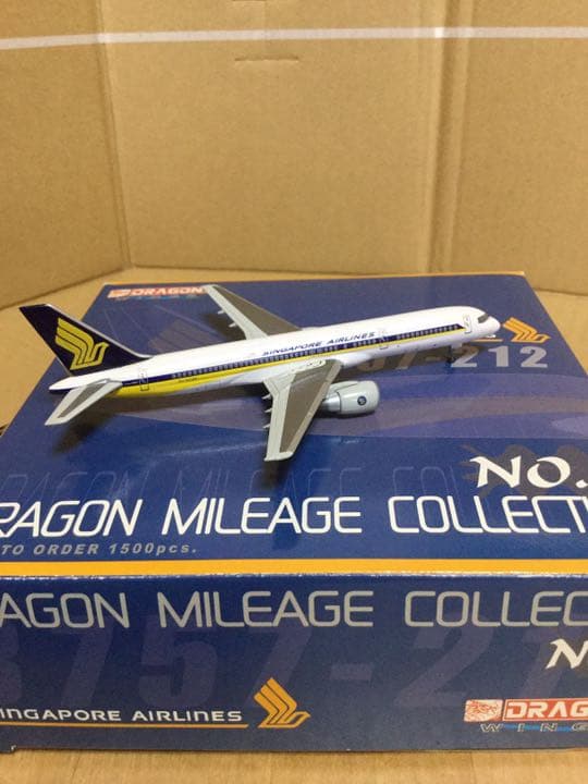 航空機・ヘリコプター 1/400 SINGAPORE AIR LINES B757-200