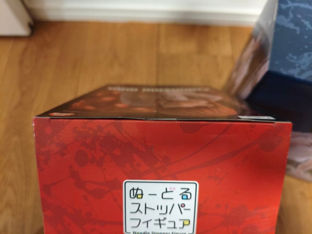 新品未開封　チェンソーマン レゼ　マキマ フィギュア　ぬーどるストッパー