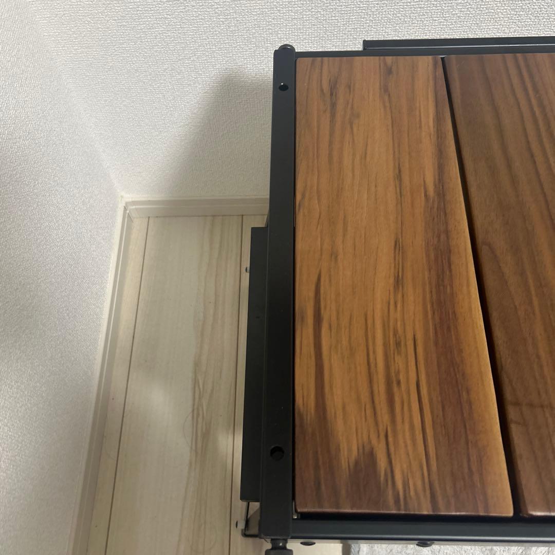 ラーテルワークス　テーブルおまけつき