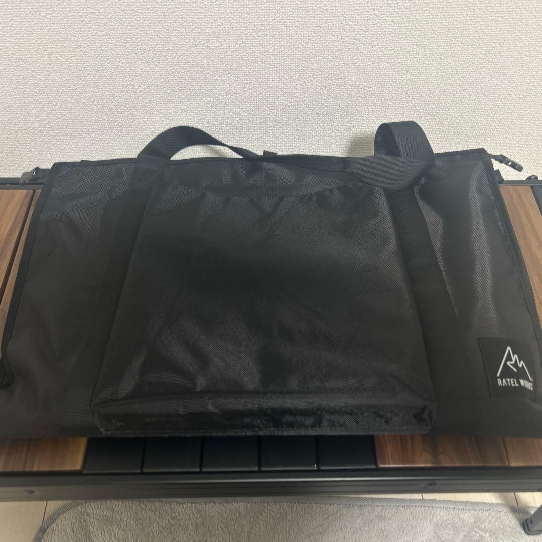 ラーテルワークス　テーブルおまけつき