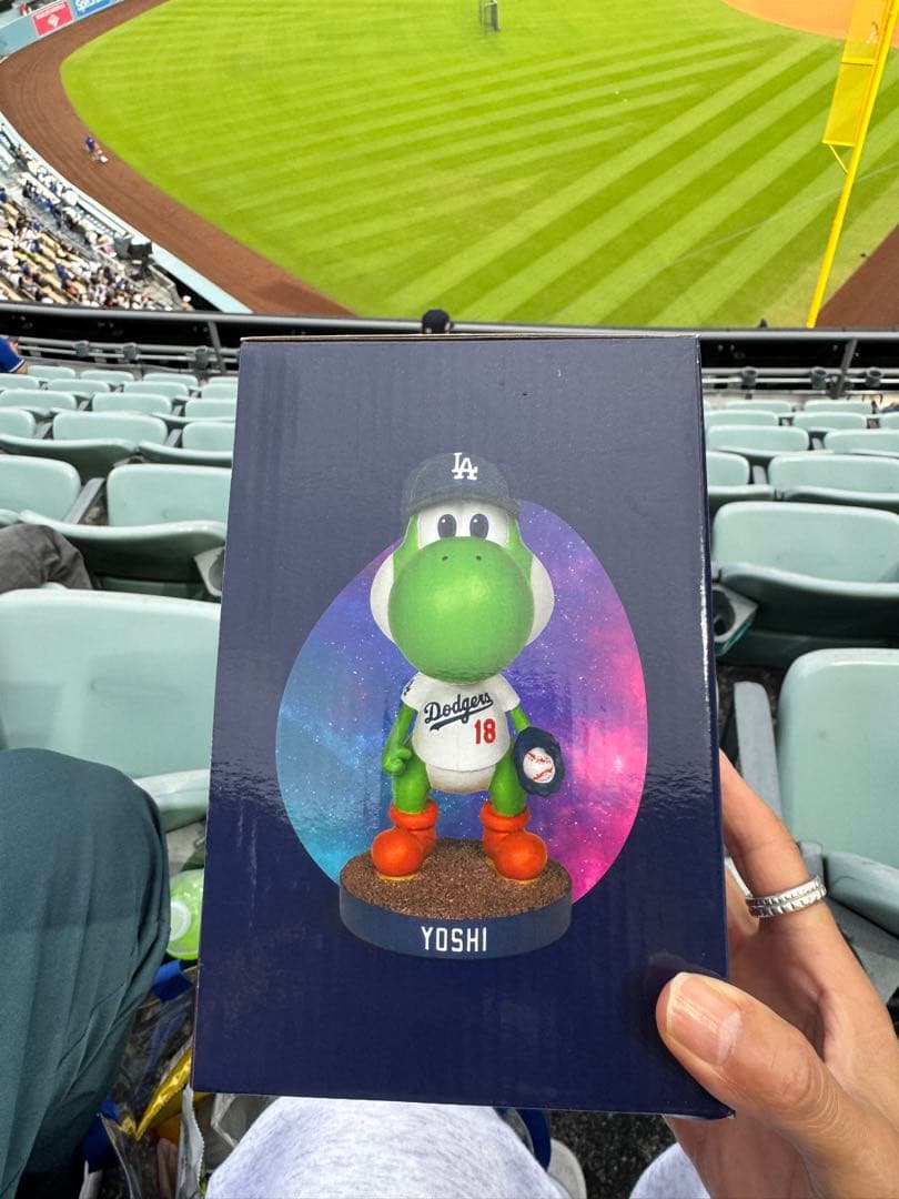 ドジャース　山本由伸　マリオ　ヨッシー　ボブルヘッド　来場者限定　新品