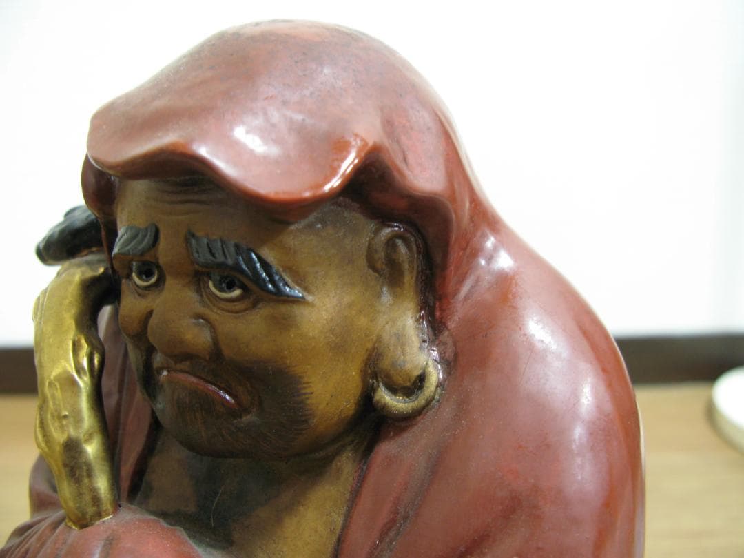 中古 九谷 焼 達磨 大師 立像 高さ約32 金彩 陶磁器 達磨祖師 菩提達磨