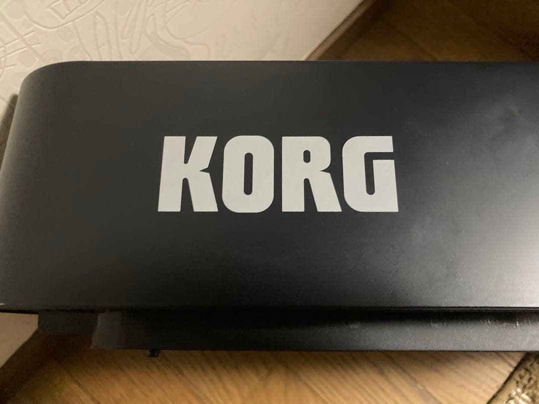 コルグ KORG 電子ピアノ B1モデル　スタンド　中古