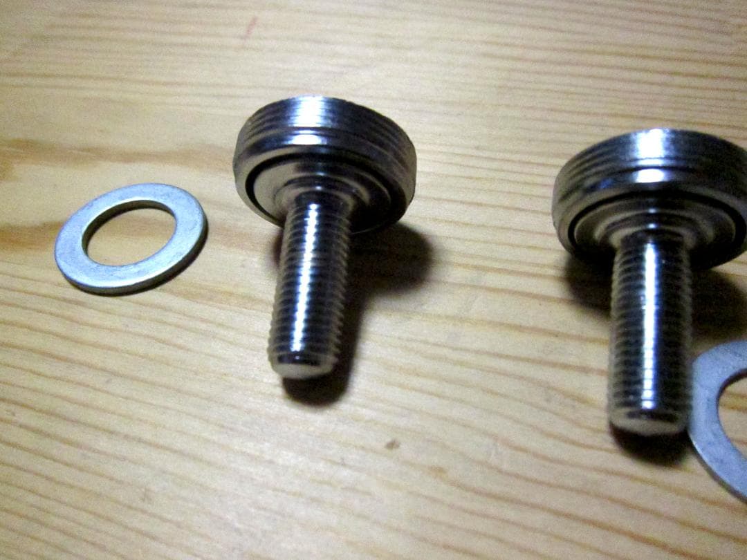 クランクキャップ 金属製 ワッシャー付き