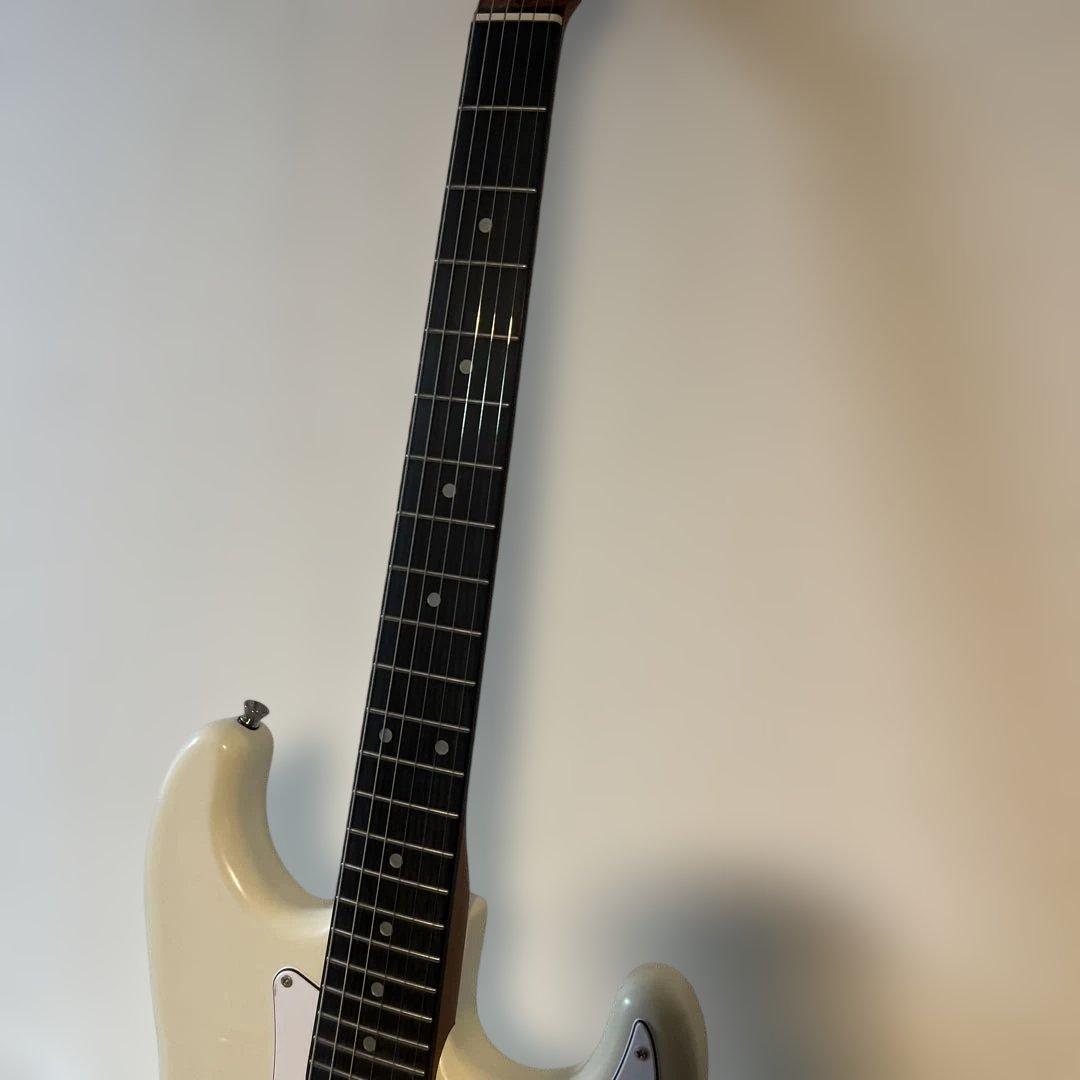 BUSKER'S BST-standard ストラト　ローステッドメイプル