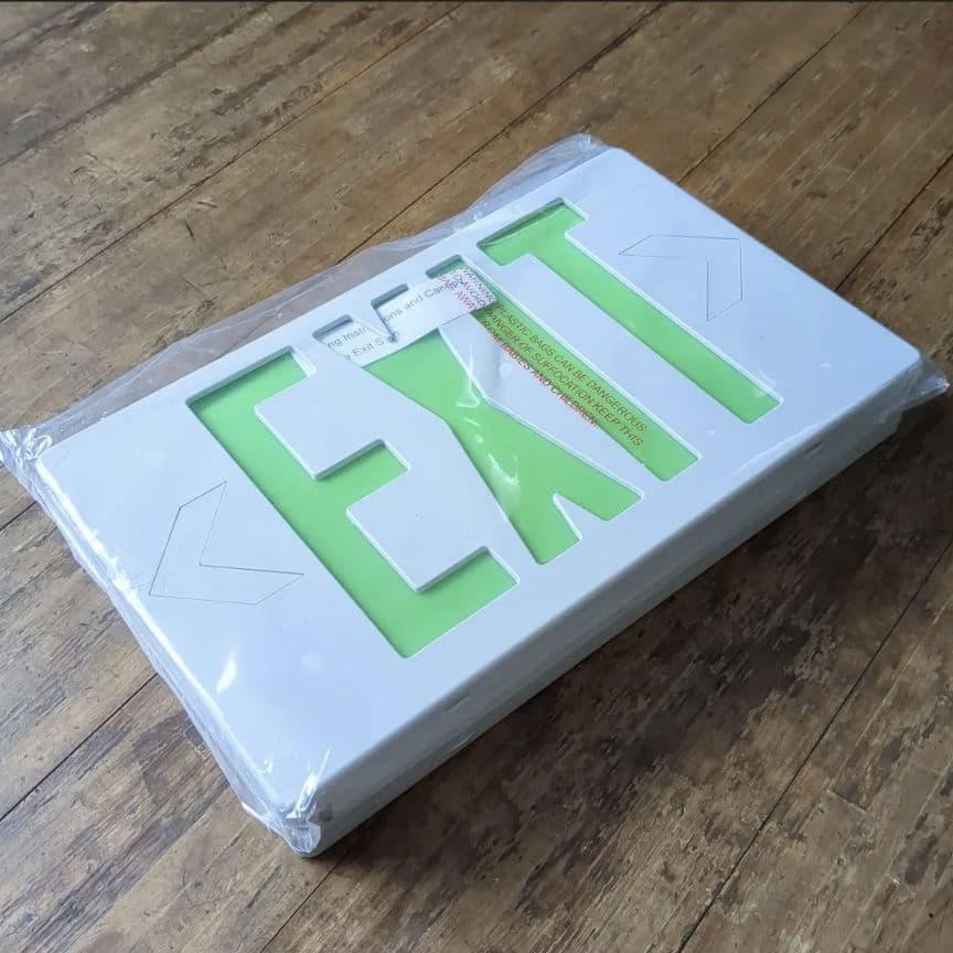 米軍放出品　未使用　EXIT ライト