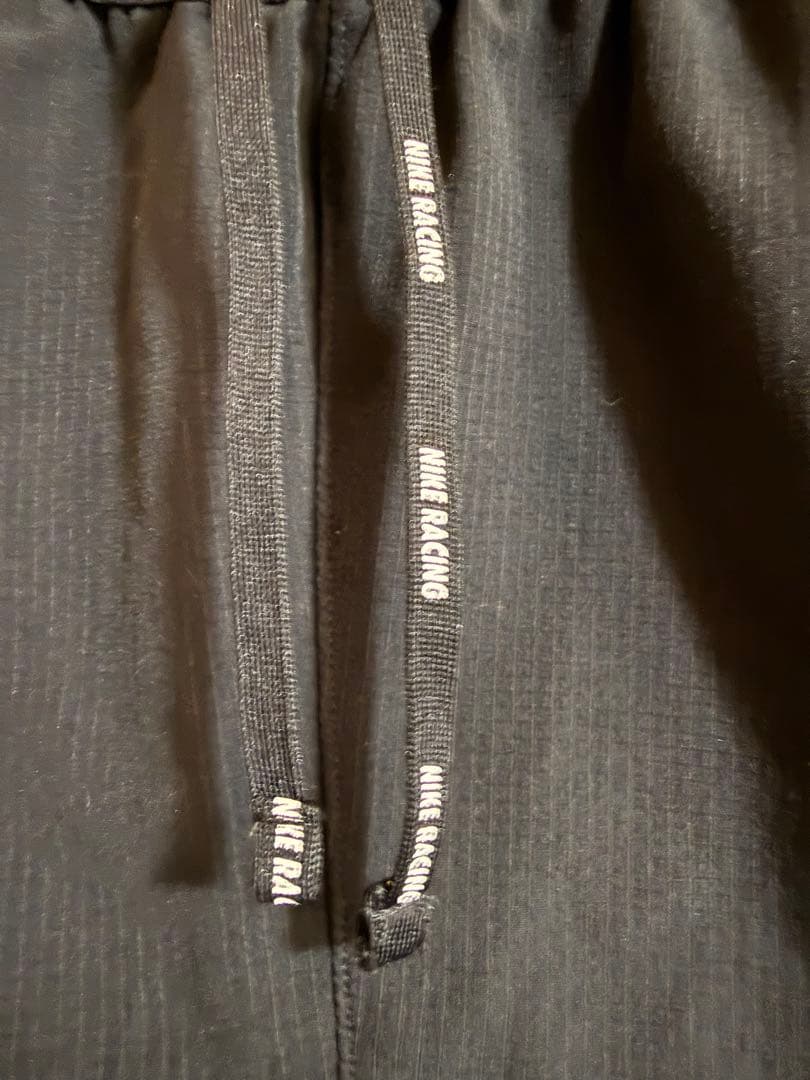 NIKE エアロスイフト ドライフィット 　Sサイズ (お尻破れて縫いました)
