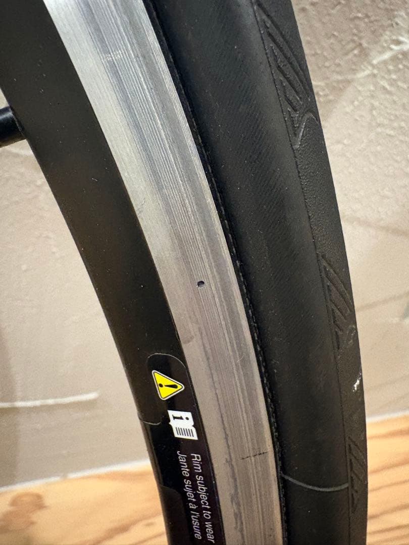 Shimano RS21 ロードバイク用ホイールセット タイヤ付き！