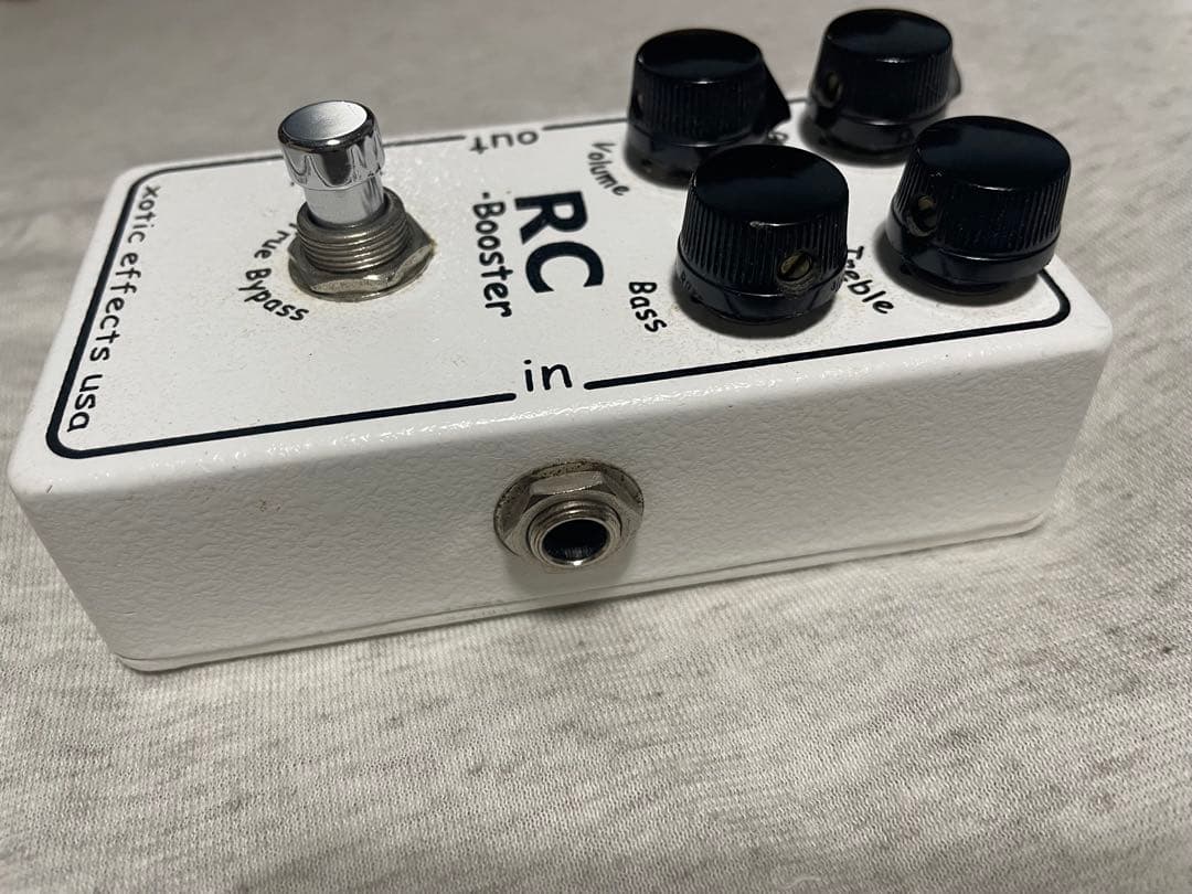 Xotic RC Booster 初期型 手書きシリアル