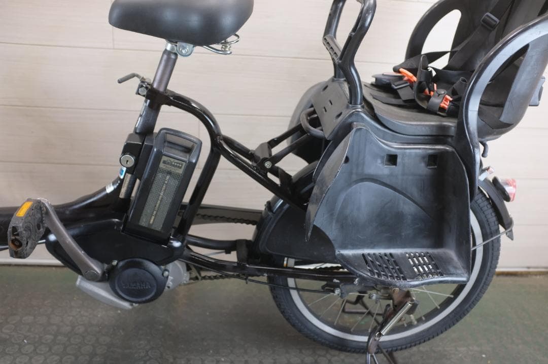 電動自転車 ヤマハPAS　KISS　 20インチ 3段変速 8.7Ah