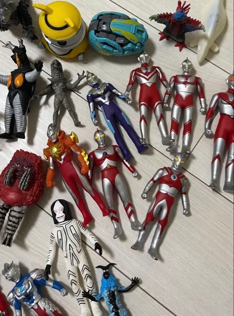 ウルトラマン 怪獣ソフビ42点セット 大量おまけ付き