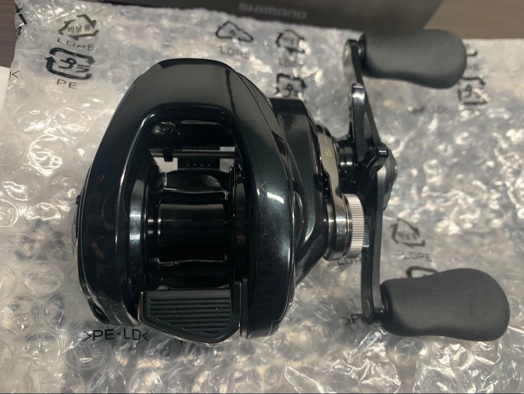 シマノ(SHIMANO) 24 メタニウム DC 70HG 右巻き　新品未使用