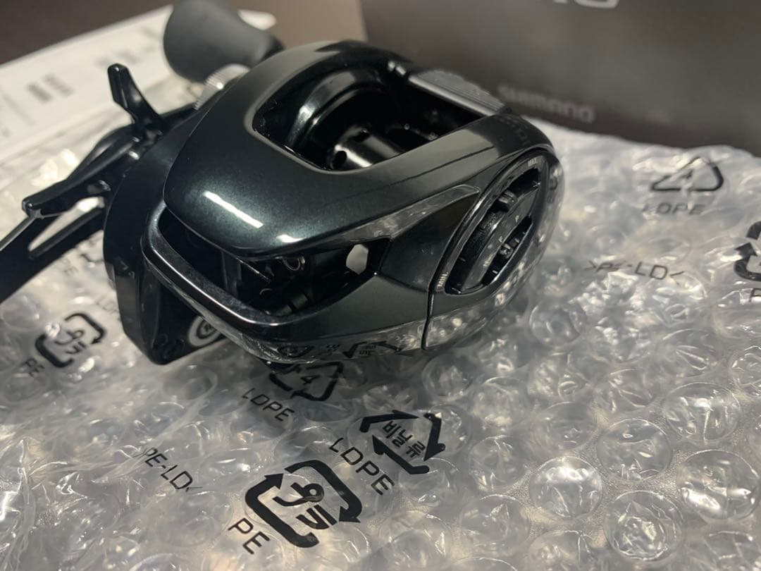 シマノ(SHIMANO) 24 メタニウム DC 70HG 右巻き　新品未使用