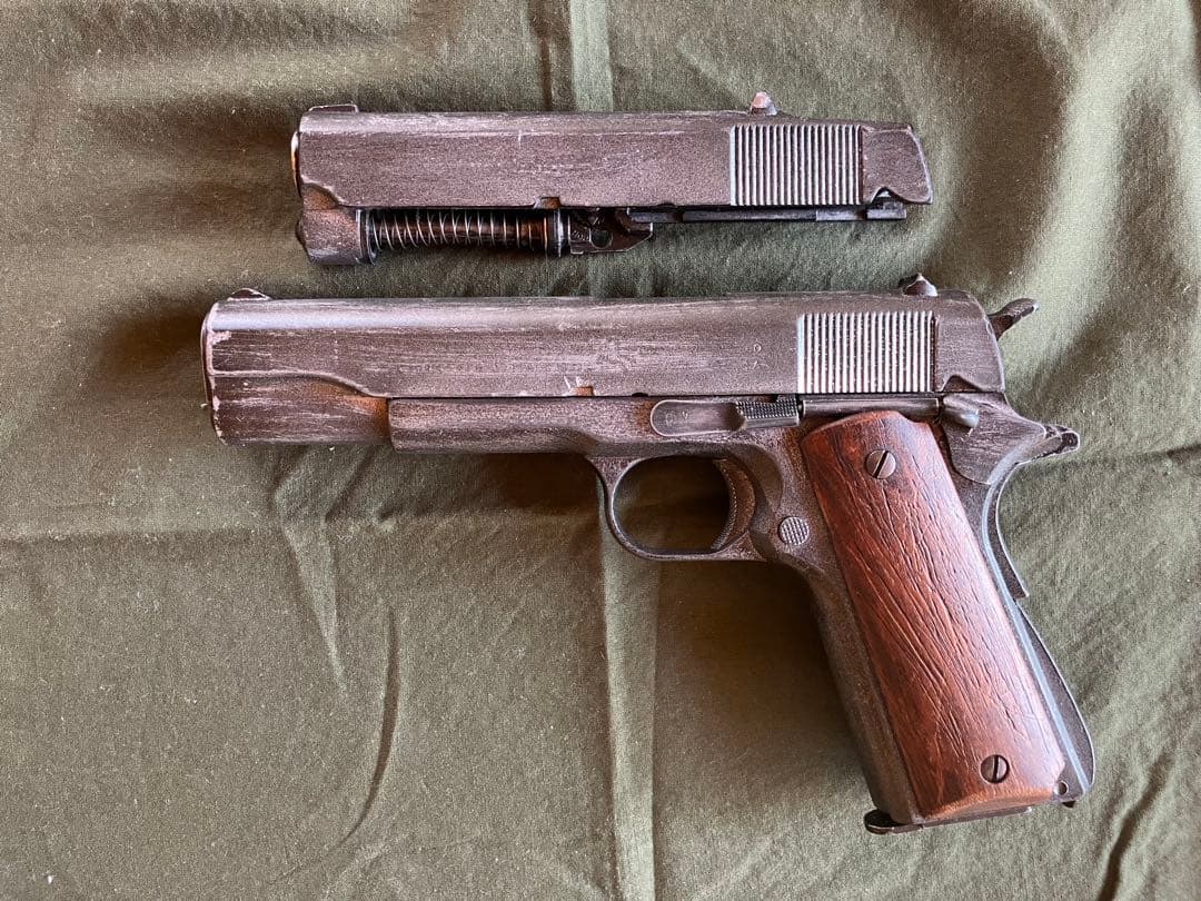 マルイ M1911A1 ダメージ塗装　マガジン3本、木製グリップ、デトニクス付き