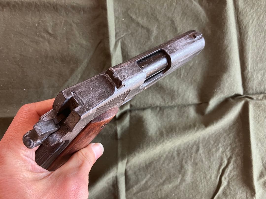 マルイ M1911A1 ダメージ塗装　マガジン3本、木製グリップ、デトニクス付き