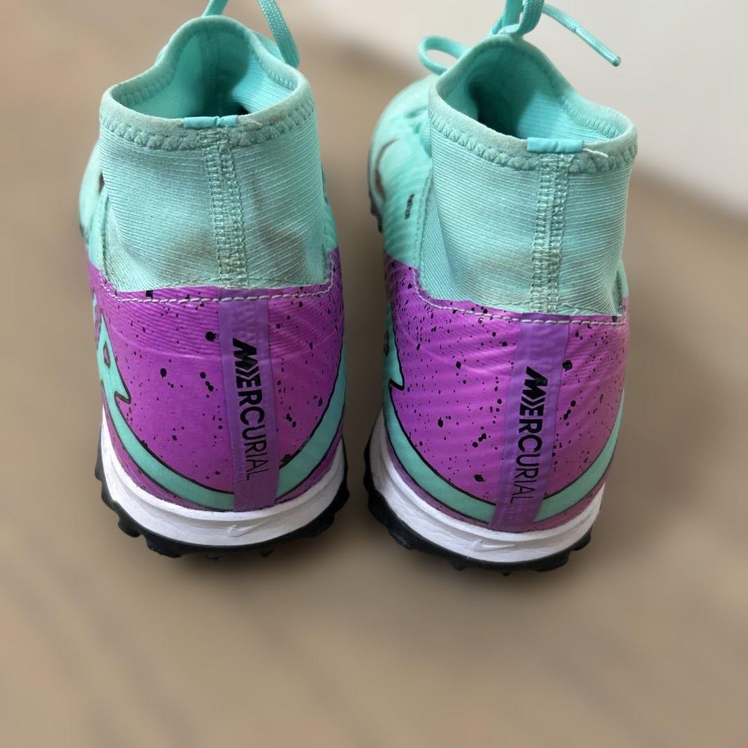 ZOOM マーキュリアル　サッカーシューズ ナイキ　NIKE