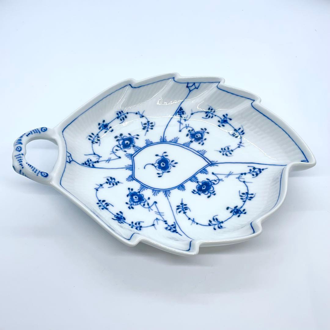 ☆【極美品】ロイヤルコペンハーゲン ブルーフルーテッドプレイン リーフディッシュ