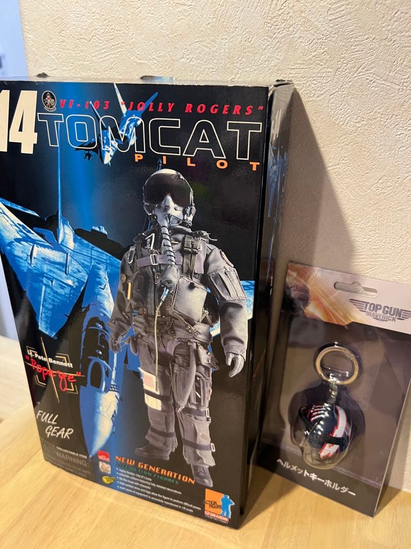 【新品未使用】トム・クルーズTOP GUN トップガン フィギュア