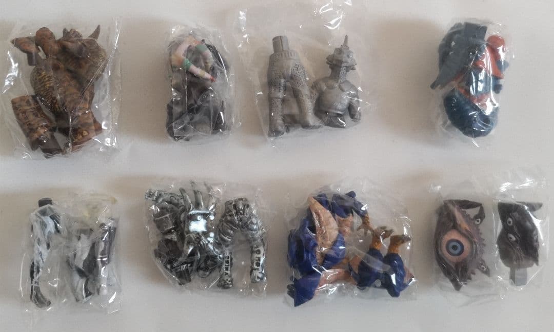 ワンダーカプセルウルトラマン１弾シークレット込み全18種＋フィギュア王限定ゲスラ