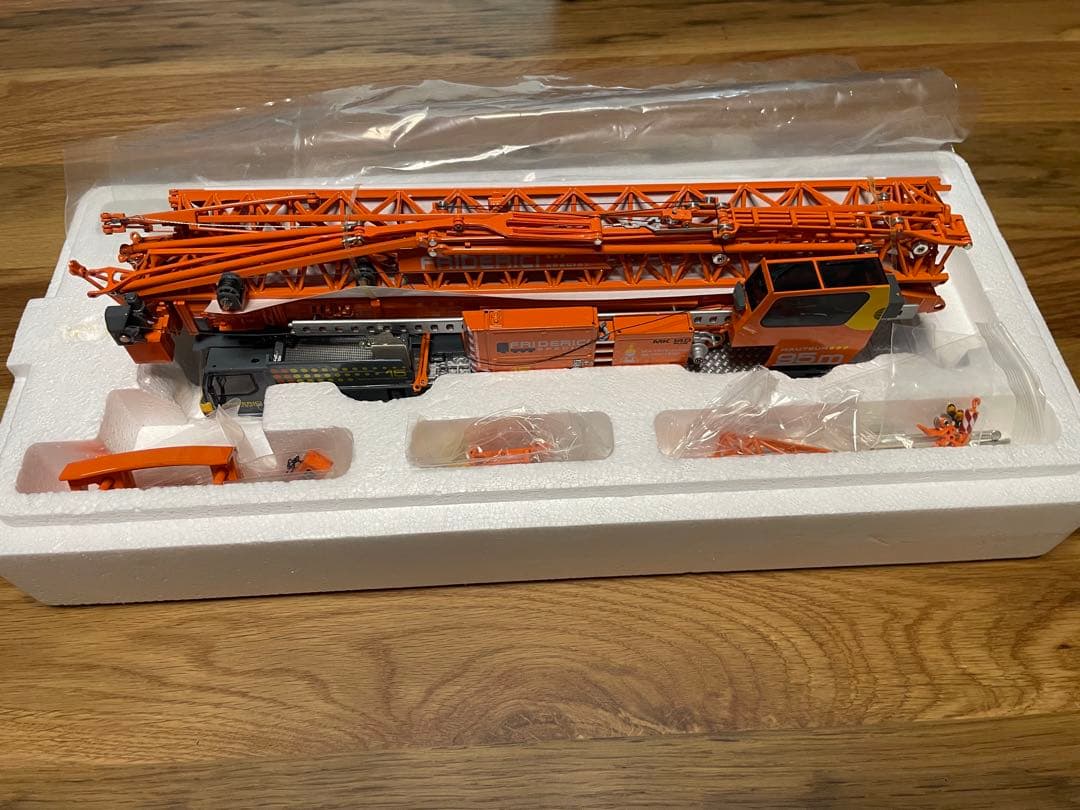新品未使用　Friderici Liebherr MK140 1/50