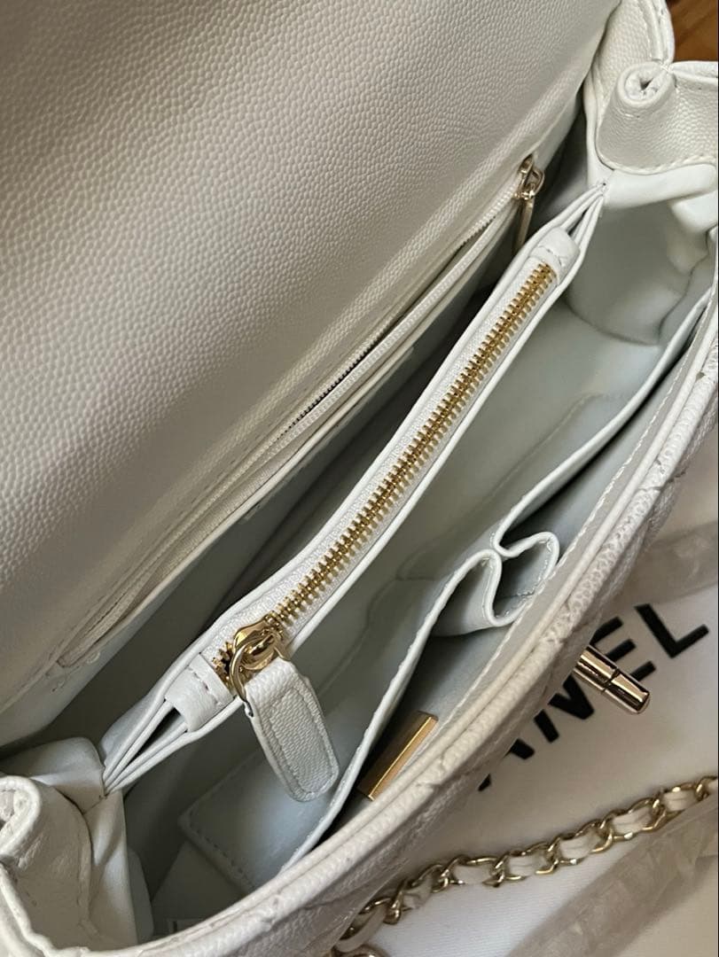 キ*ィ様 CHANEL ✨ノベルティー✨ホワイトココハンドル✨新品未使用