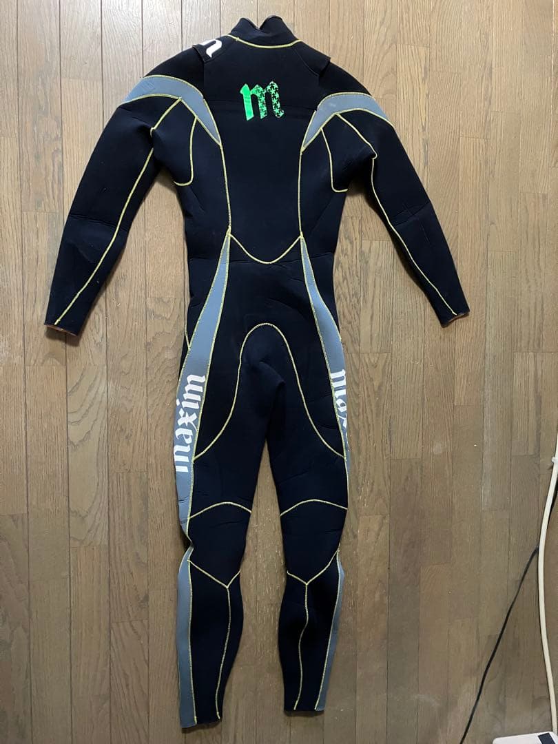 マキシム　ウエットスーツフルスーツ3mm3回使用美品
