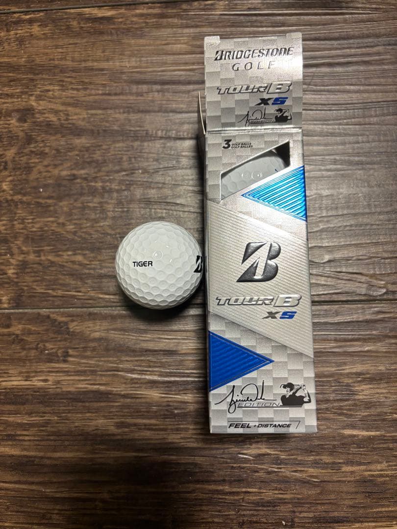 新品　tour b xs 3ダース　タイガーモデル　セガサミーカップ　レア　激安