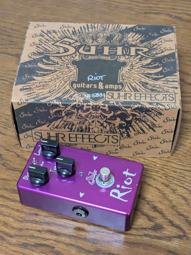 Suhr Riot 箱付き ディストーション