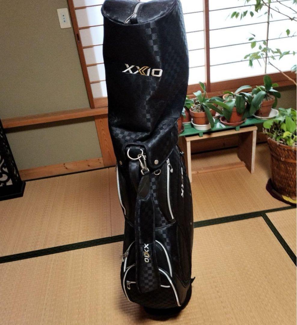 XXIO ブラック キャディバッグ チェッカーパターン