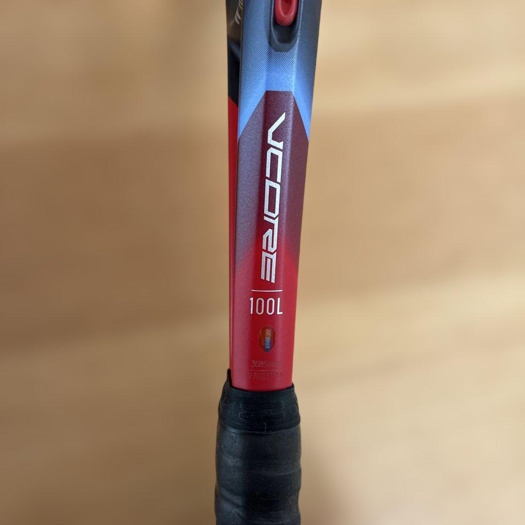 YONEX VCORE 100L テニスラケットＧ1 　グリップテープ付